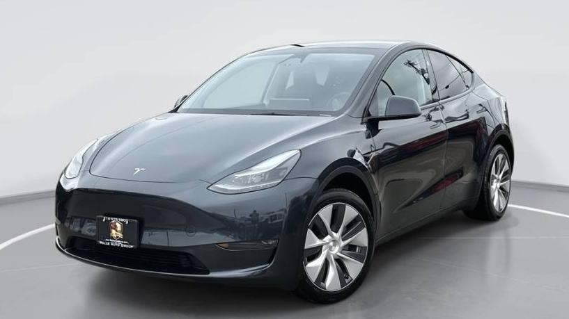 TESLA MODEL Y 2024 7SAYGDEE0RA225012 image